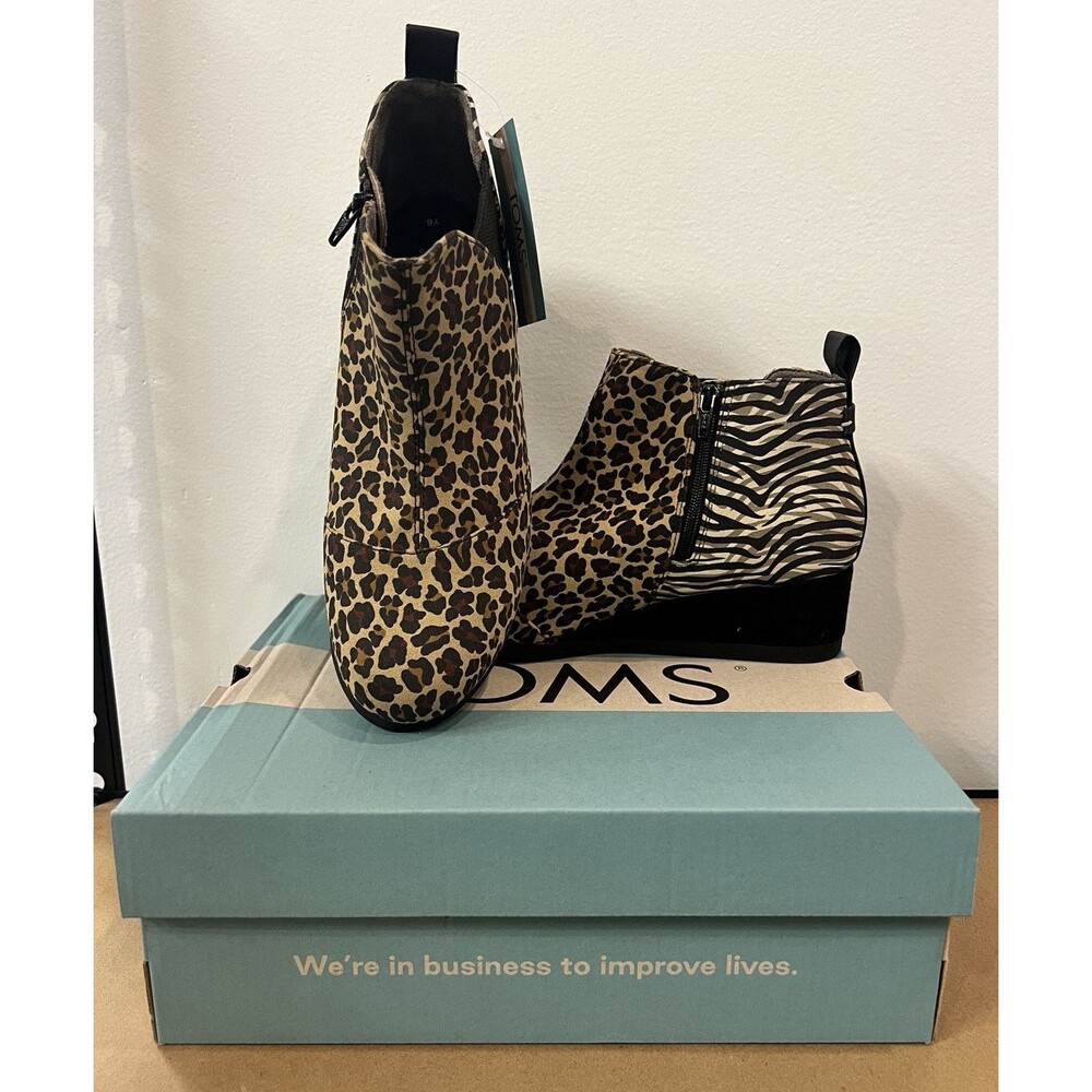 NEW TOMS Kelsey Multi Animal Print Vegan Suede Zip Up Slip On Boots Youth Size 6
